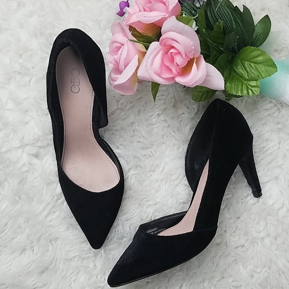 Shoes - Velvet black pumps